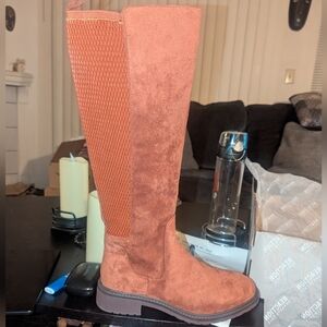 Kenneth Cole Reaction boots
